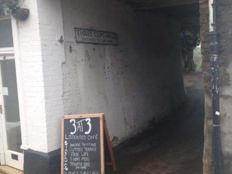 3@3 - Alleyway entrance from Fore Hill. (Pub). Published on 17-08-2015 