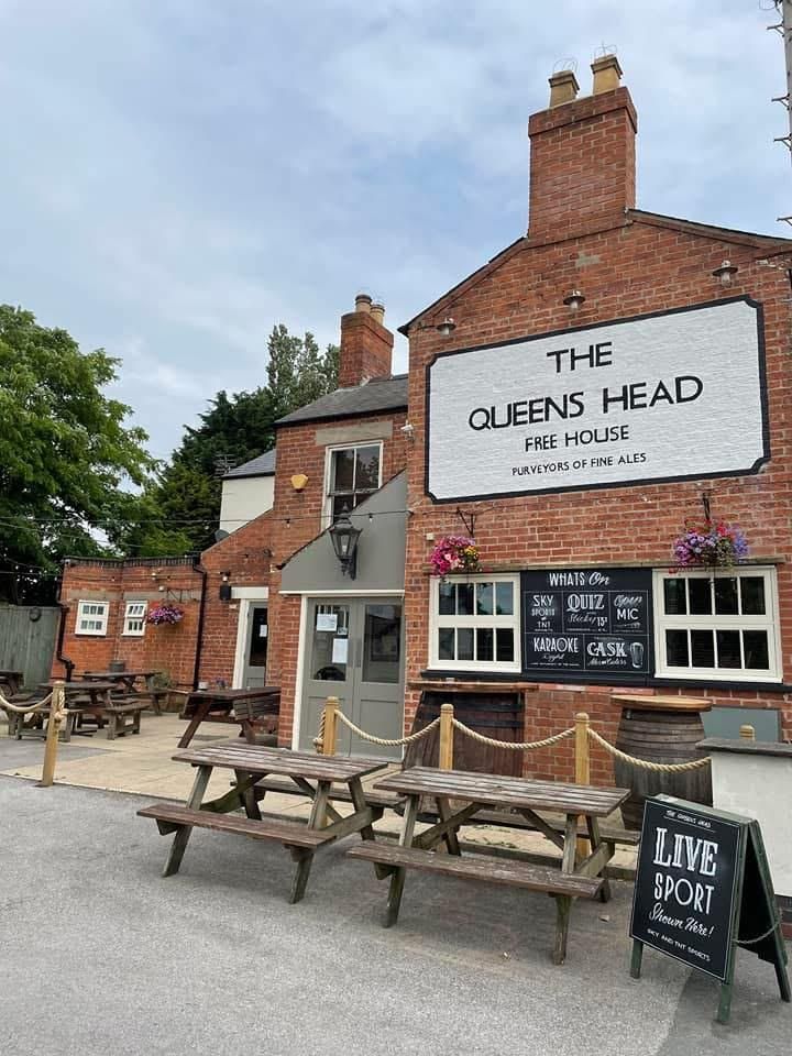 Licensee. (Pub, External, Key). Published on 24-09-2025