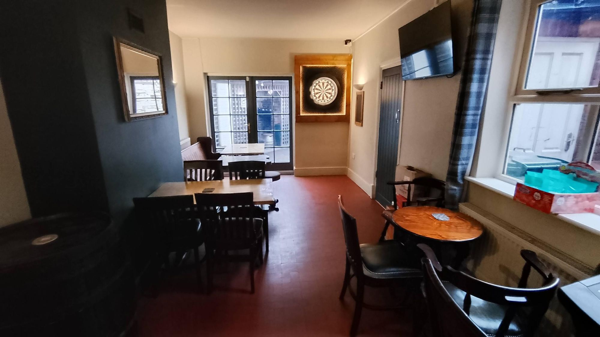 Taken 13 Dec 2025. (Pub). Published on 14-12-2025