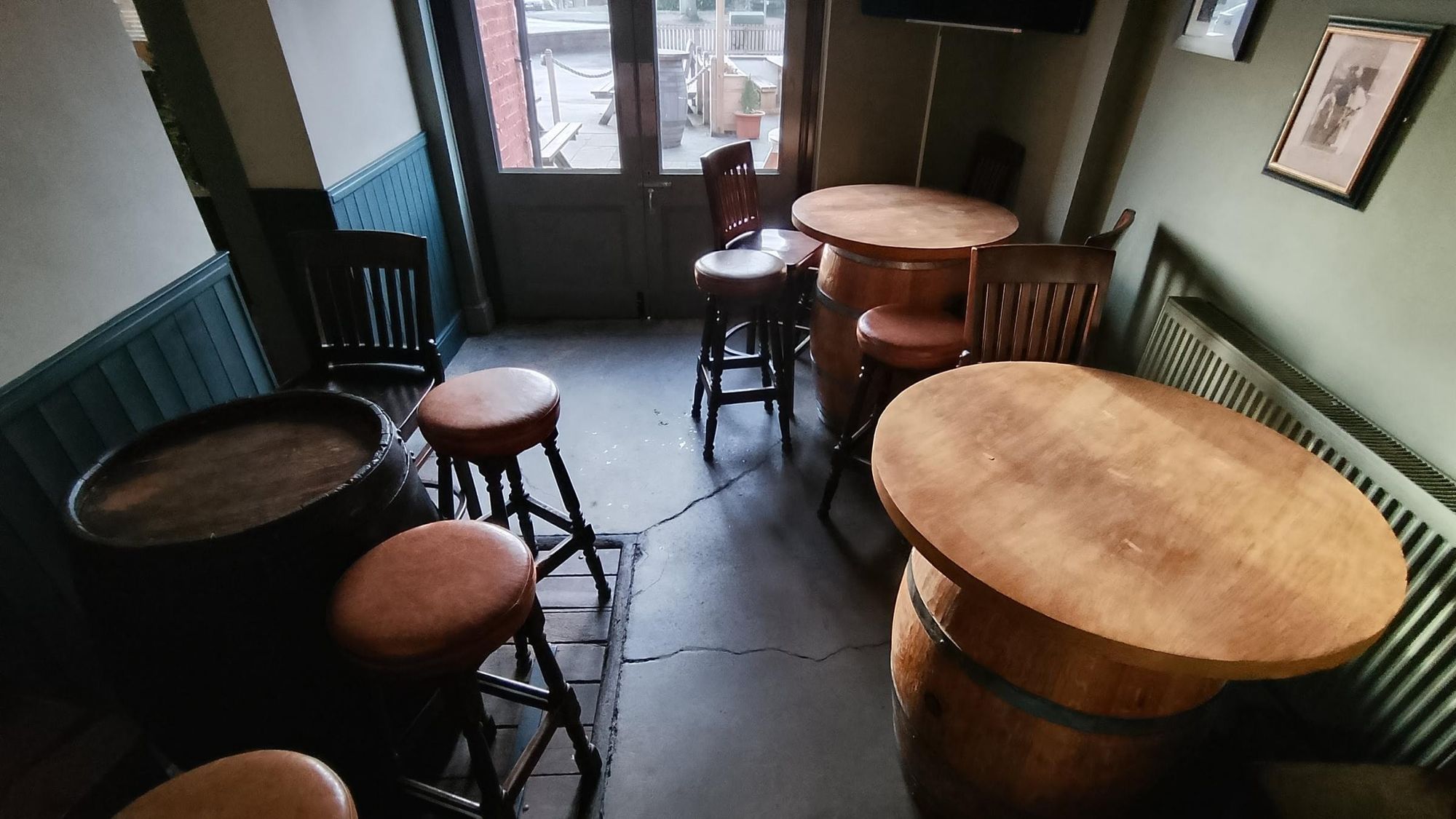 Taken 13 Dec 2025. (Pub). Published on 14-12-2025