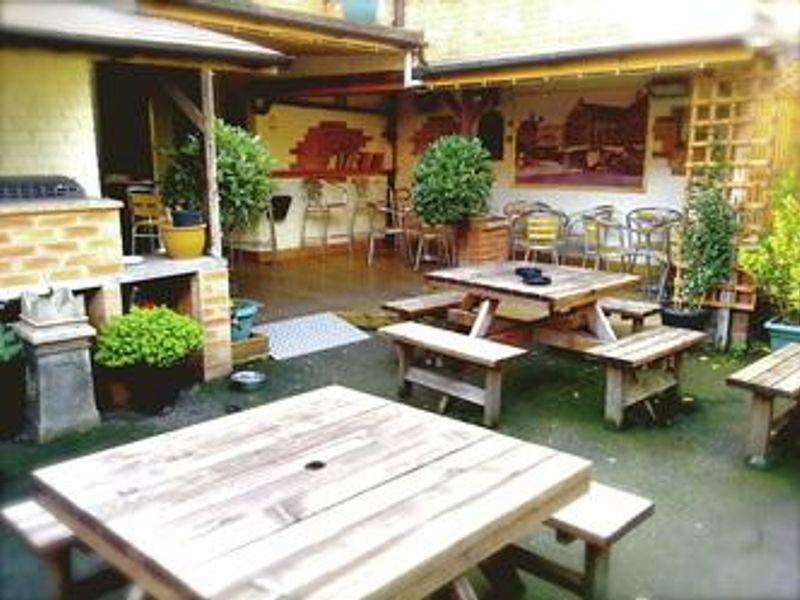 (Garden). Published on 20-11-2017