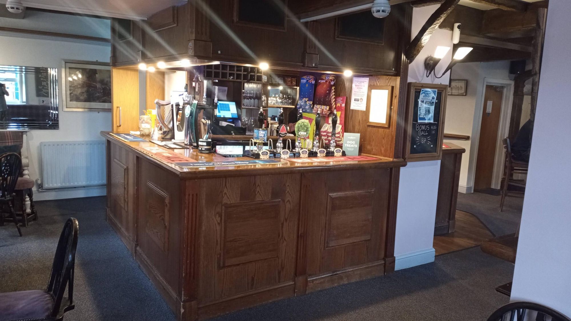Taken August 2025. (Bar). Published on 19-08-2025