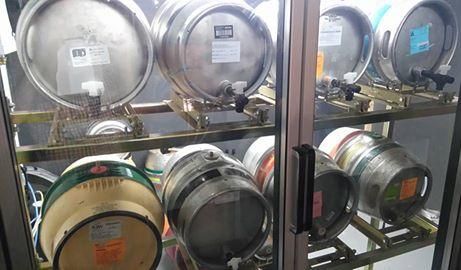 Cold Room. (Pub). Published on 25-07-2016