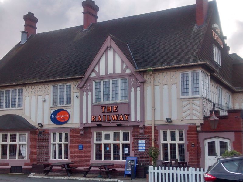 Railway Hotel - Hornchurch. (Pub, External). Published on 23-01-2014