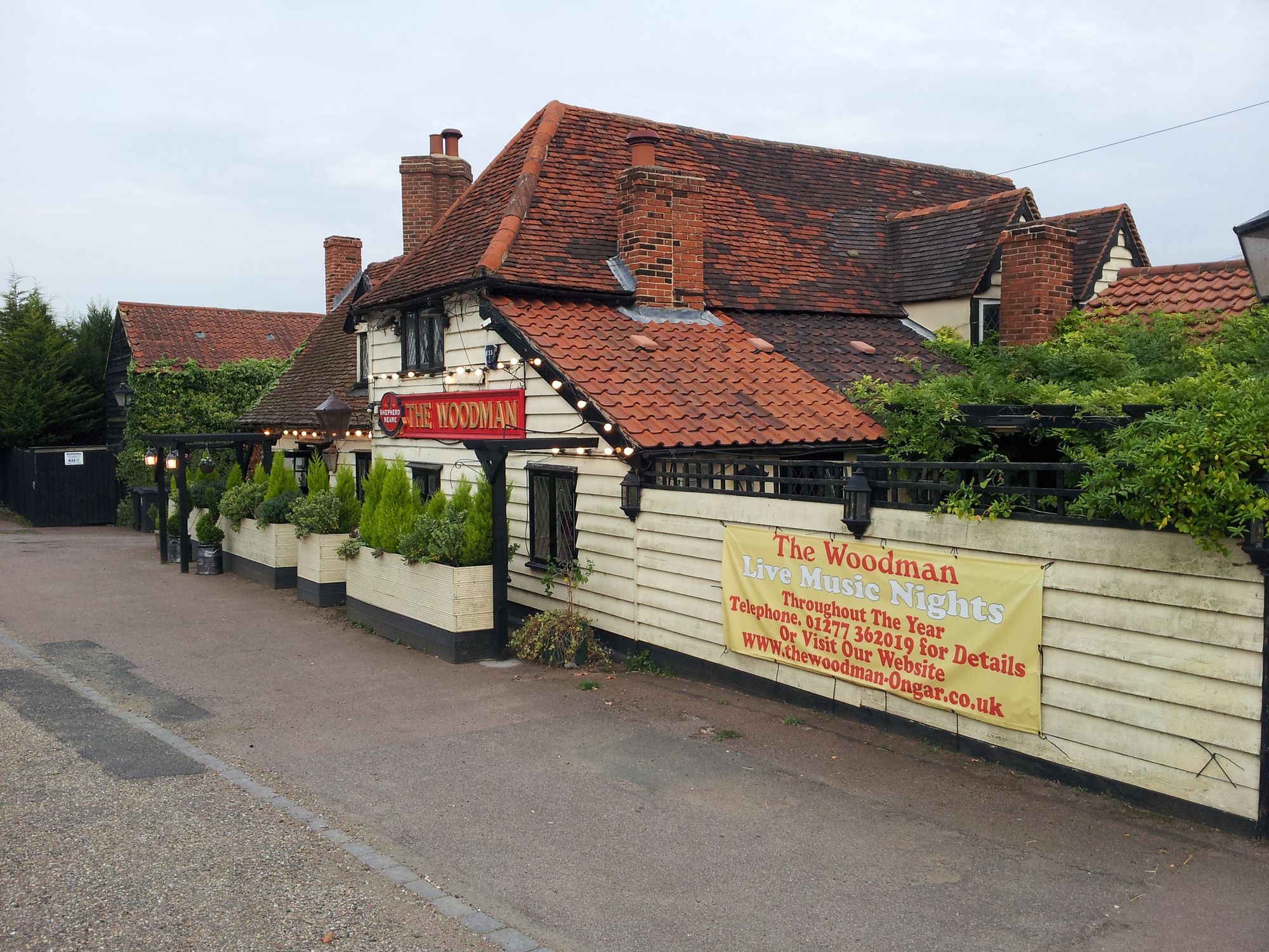 Woodman - Stanford Rivers (1). (Pub, External). Published on 30-09-2014