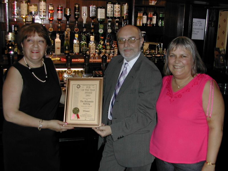 Britannia - Barking - Pub of the Year Award 2003. (Pub, Award). Published on 05-01-2014