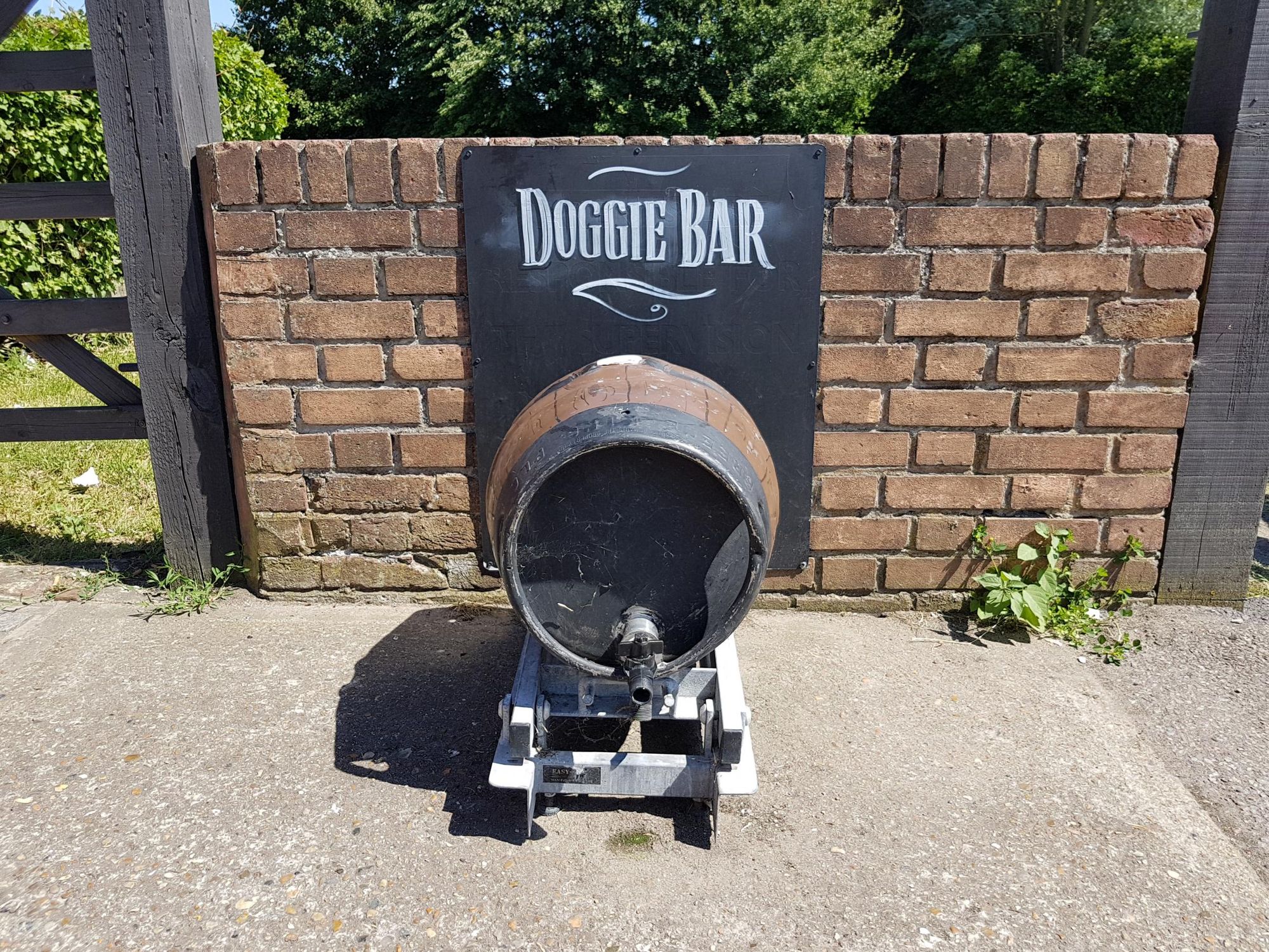 Albion - Rainham - Doggie Bar (3). (Pub, External, Bar). Published on 19-06-2018