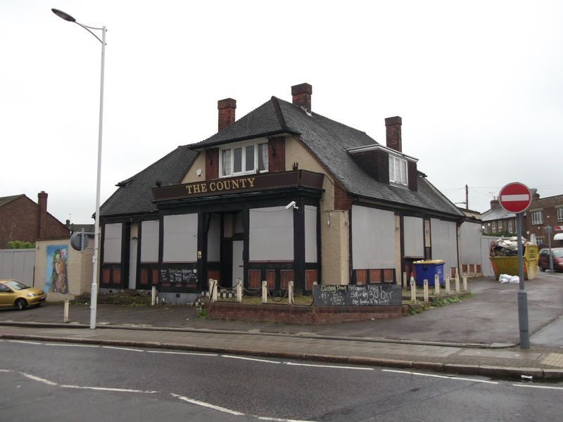 County - Barkingside (1). (Pub, External). Published on 22-04-2014