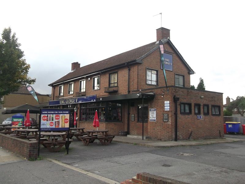 King George V - Gants Hill (1). (Pub, External). Published on 01-05-2014