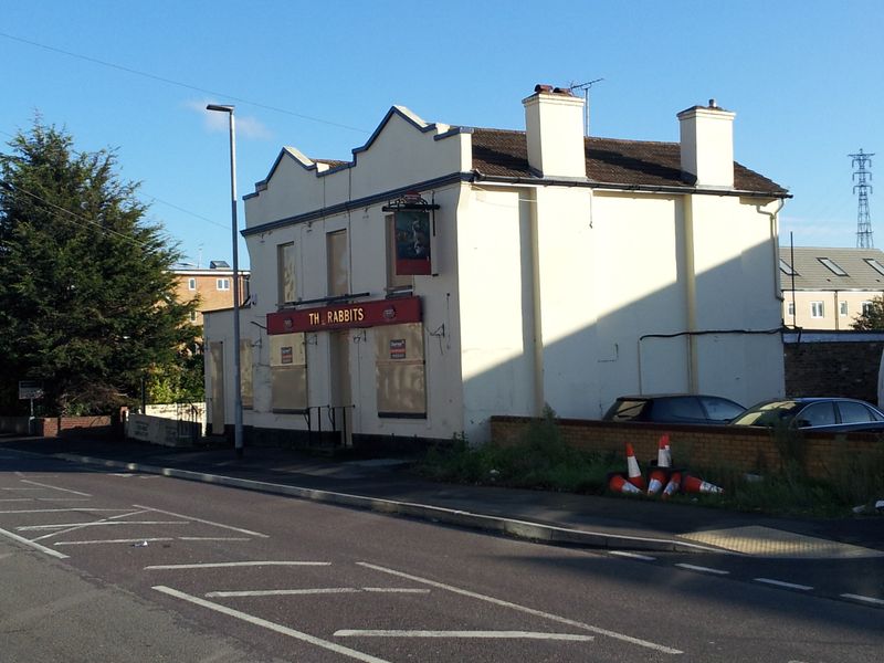 Rabbits - West Thurrock (1). (Pub, External). Published on 09-11-2014