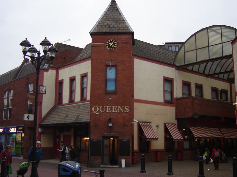 Queens - Grays (1). (Pub, External). Published on 15-02-2015 