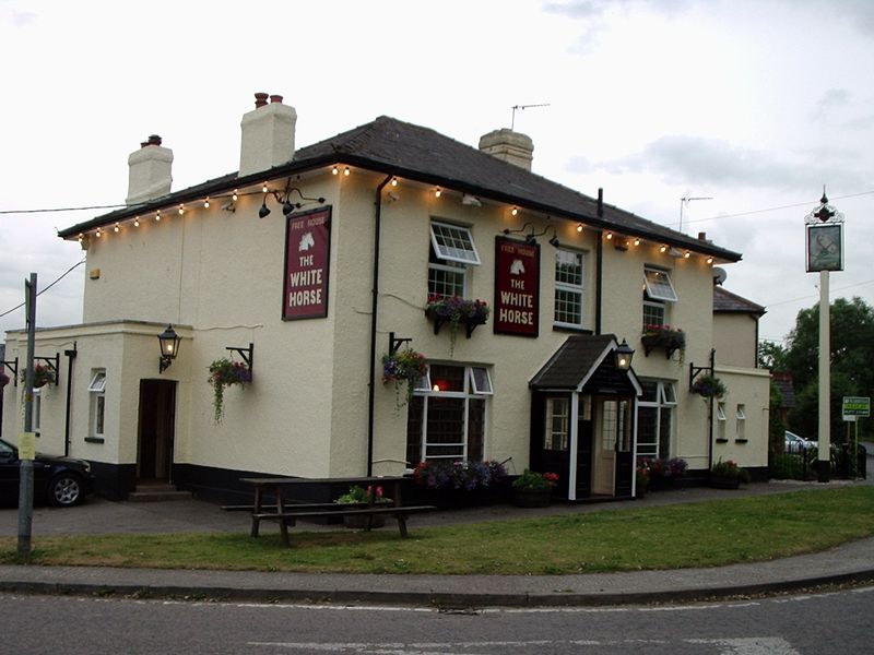White Horse - Coxtie Green. (Pub, External). Published on 05-01-2014