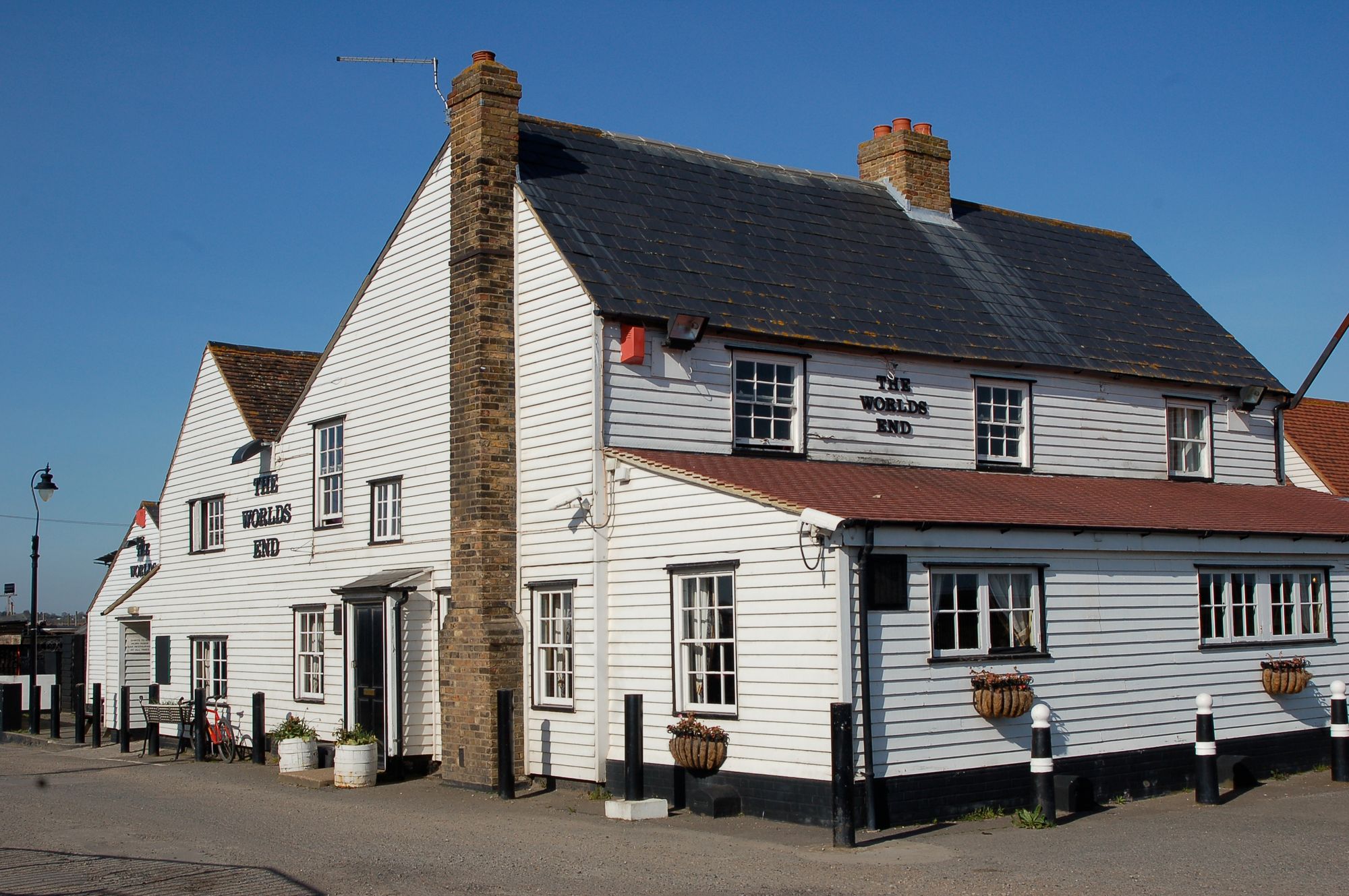 World's End - Tilbury (1). (Pub, External, Key). Published on 15-04-2015