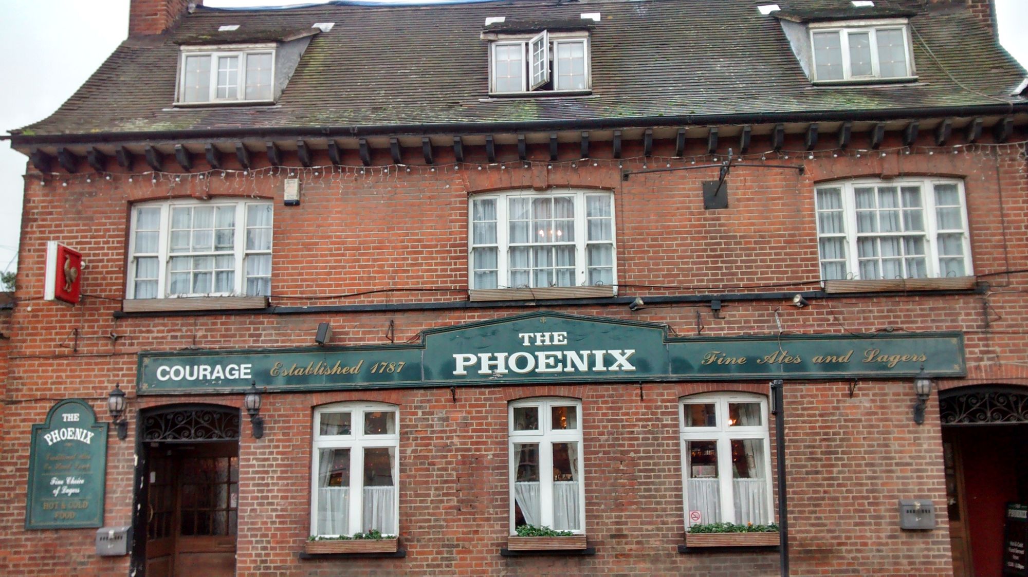 Phoenix - Rainham. (Pub, External). Published on 01-01-2014