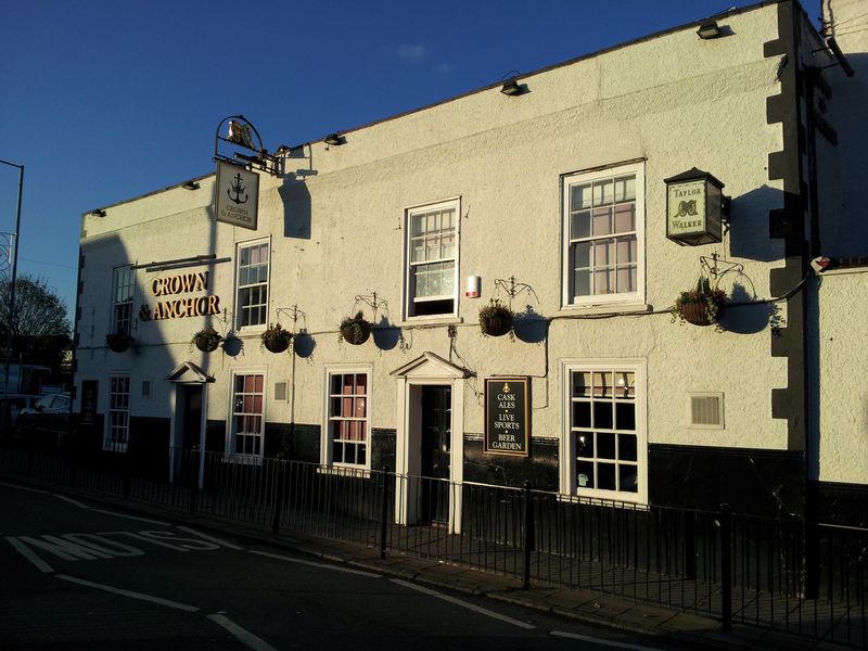 Crown & Anchor - Aveley (1). (Pub, External). Published on 09-11-2014 