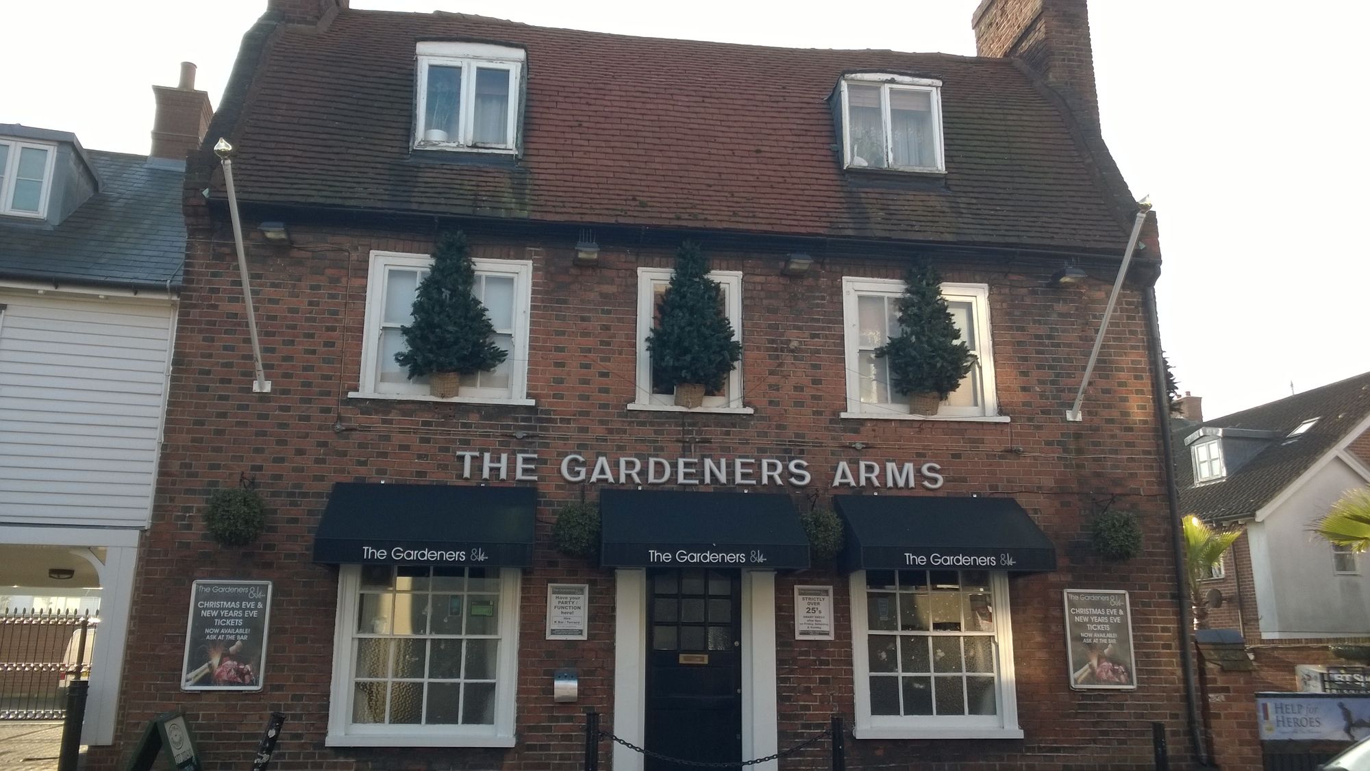 Gardeners Arms - Brentwood (2). (Pub, External). Published on 07-12-2014