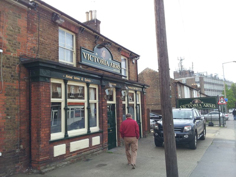 Victoria Arms - Brentwood (1). (Pub, External). Published on 22-04-2014