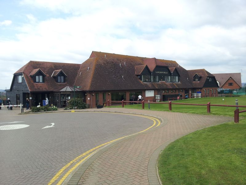 Langdon Hills Golf CC - Bulphan (1). (Pub, External). Published on 06-04-2015 