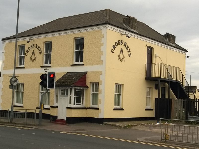 Cross Keys - Chadwell St Mary (2). (Pub, External). Published on 04-05-2015