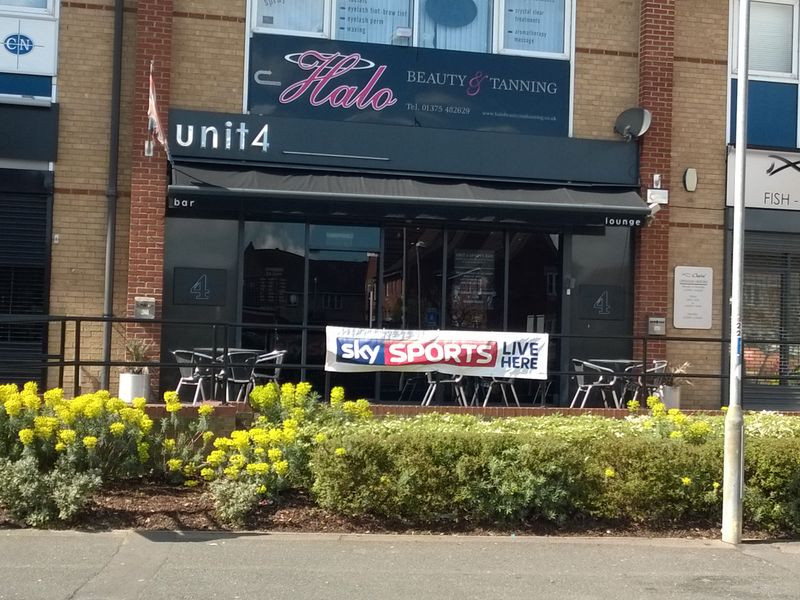 Unit 4 - Chafford Hundred (2). (Pub, External). Published on 13-04-2015