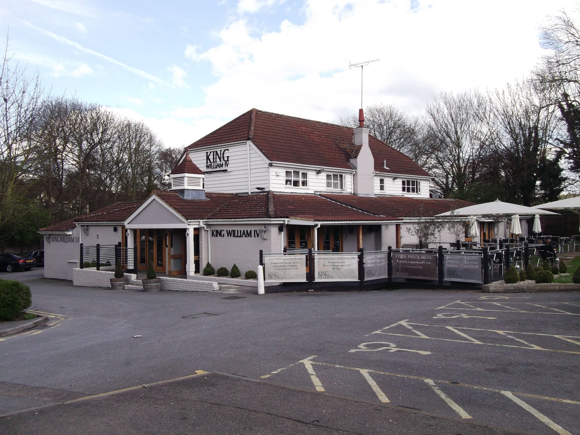 King William IV - Chigwell Row (1). (Pub, External). Published on 22-04-2014