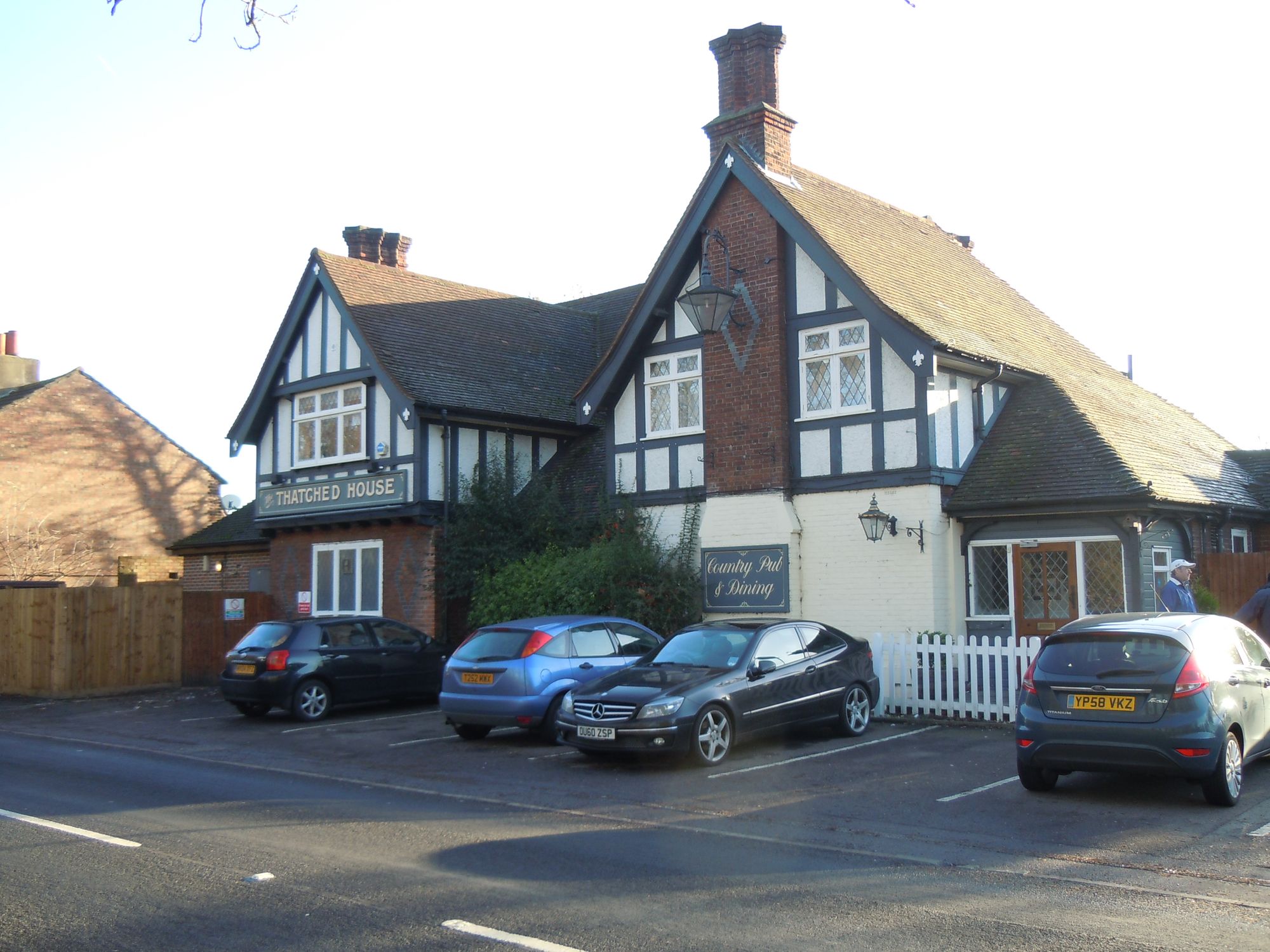 Thatched House - Cranham (1). (Pub, External). Published on 29-12-2013