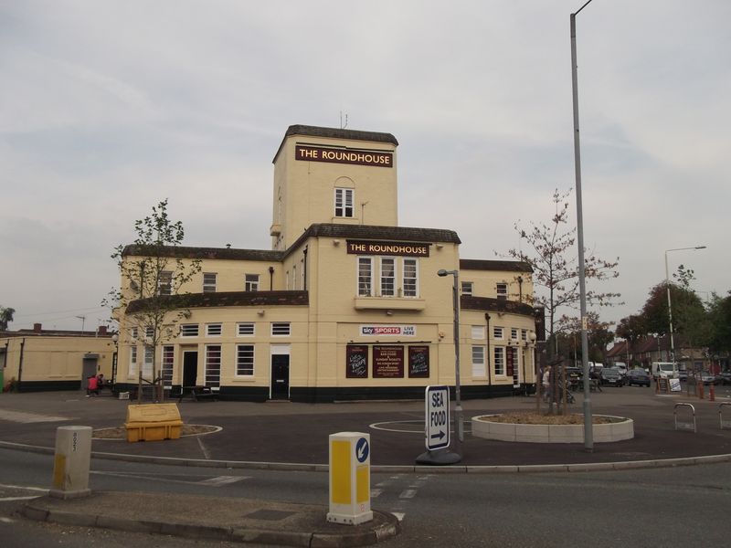 Roundhouse - Dagenham (1). (Pub, External). Published on 30-09-2014