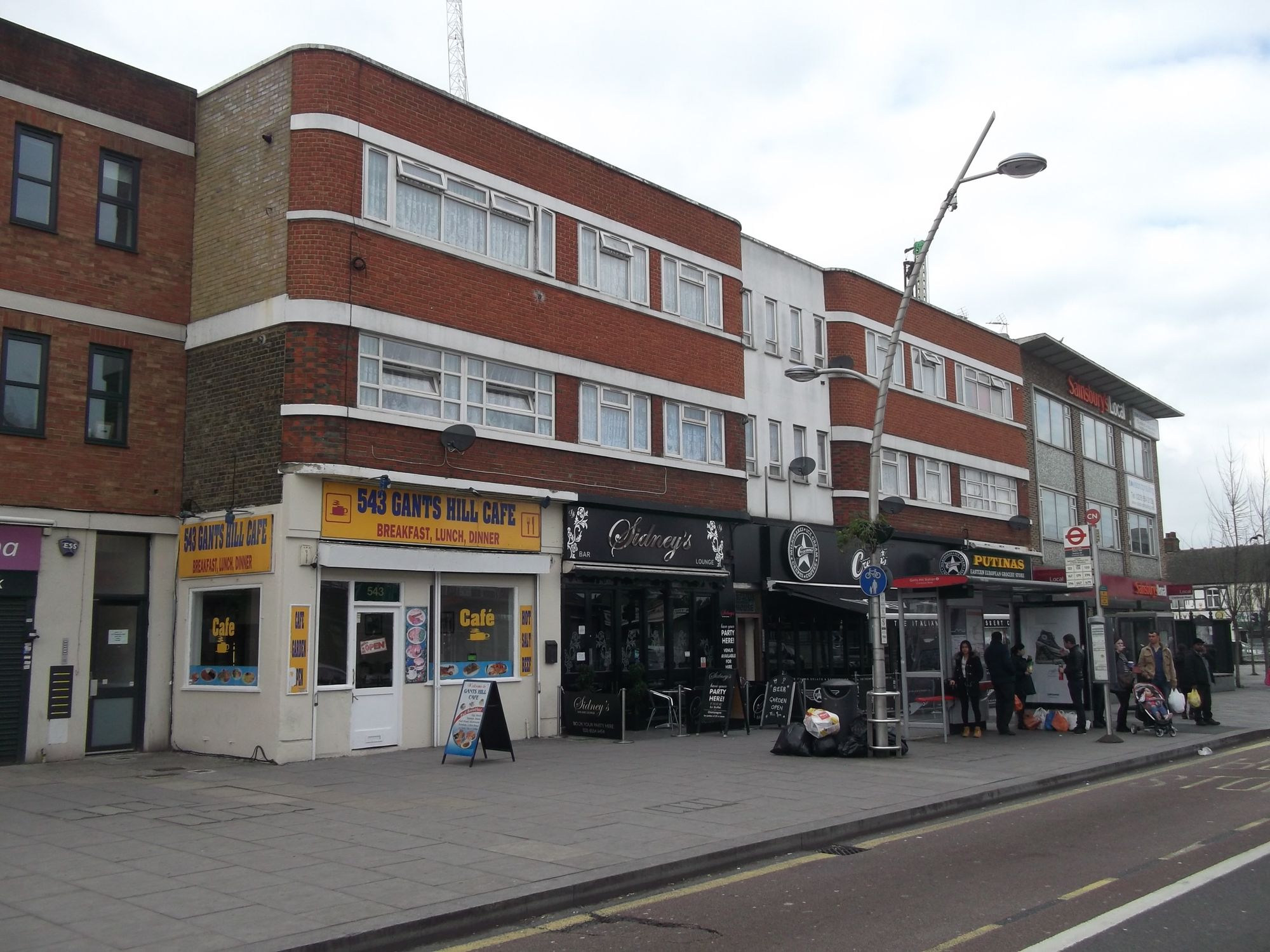 Sydney's - Gants Hill (2). (Pub, External, Key). Published on 06-04-2015