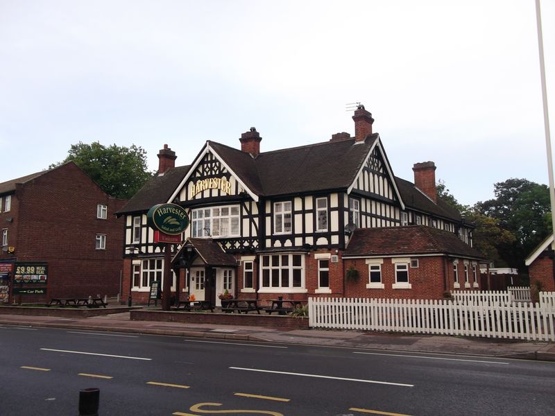 Unicorn - Gidea Park (1). (Pub, External). Published on 18-06-2014
