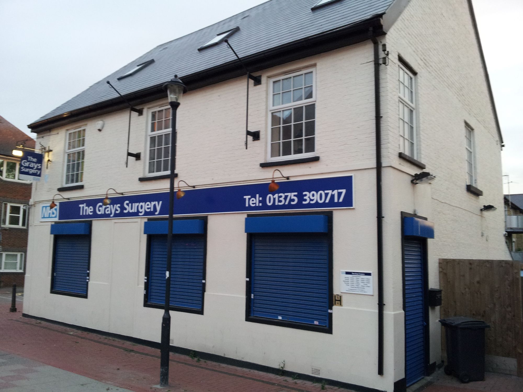Rising Sun - Grays (1). (Pub, External, Key). Published on 11-07-2014