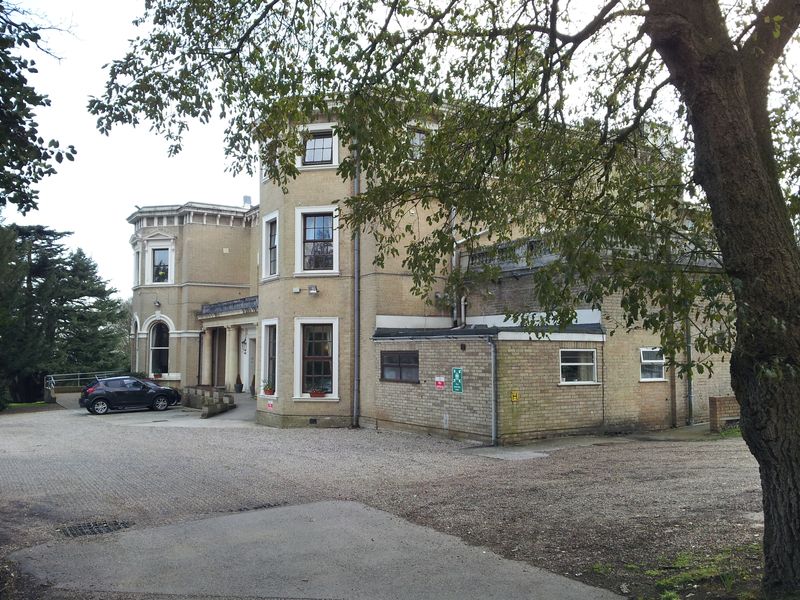 Coombe Lodge Hotel - Great Warley (1). (Pub, External). Published on 06-04-2015