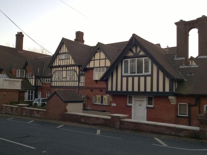 De Rougemont Manor - Great Warley (1). (Pub, External). Published on 08-02-2015 