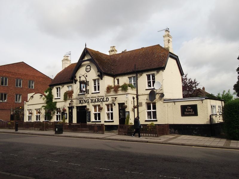 King Harold - Harold Wood (2). (Pub, External). Published on 03-06-2014