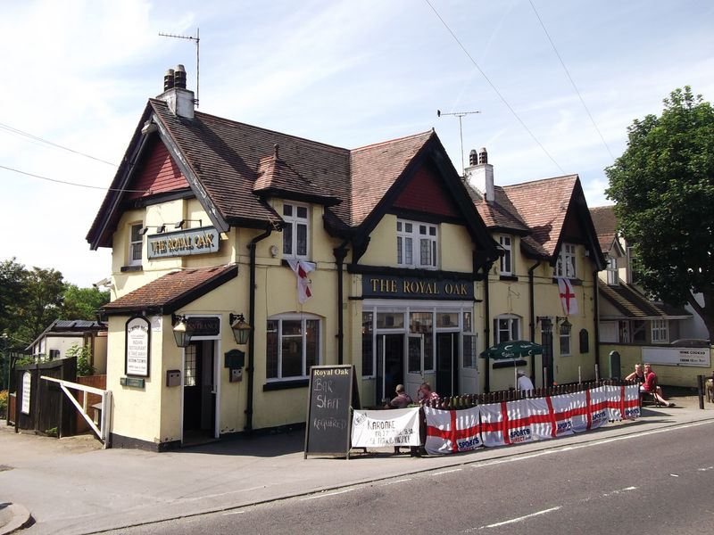 Royal Oak - Havering Atte Bower (1). (Pub, External). Published on 22-06-2014