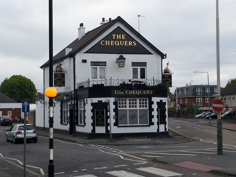Chequers - Hornchurch (2). (Pub, External). Published on 26-04-2015