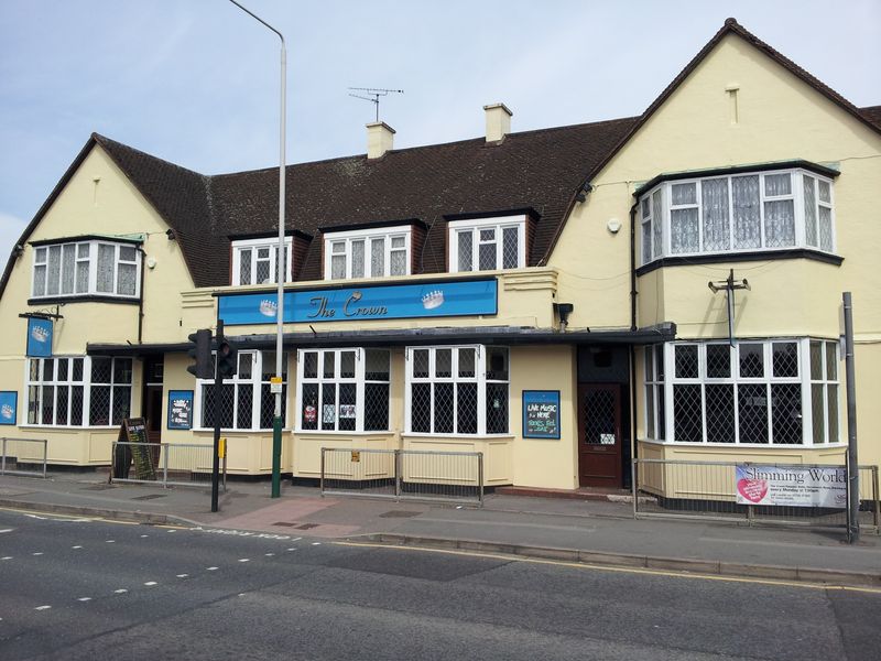 Crown - Hornchurch (1). (Pub, External). Published on 04-05-2014 