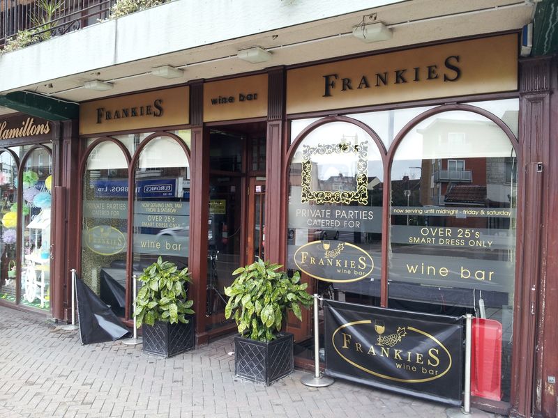Frankies W/B - Hornchurch (1). (Pub, External). Published on 29-03-2015