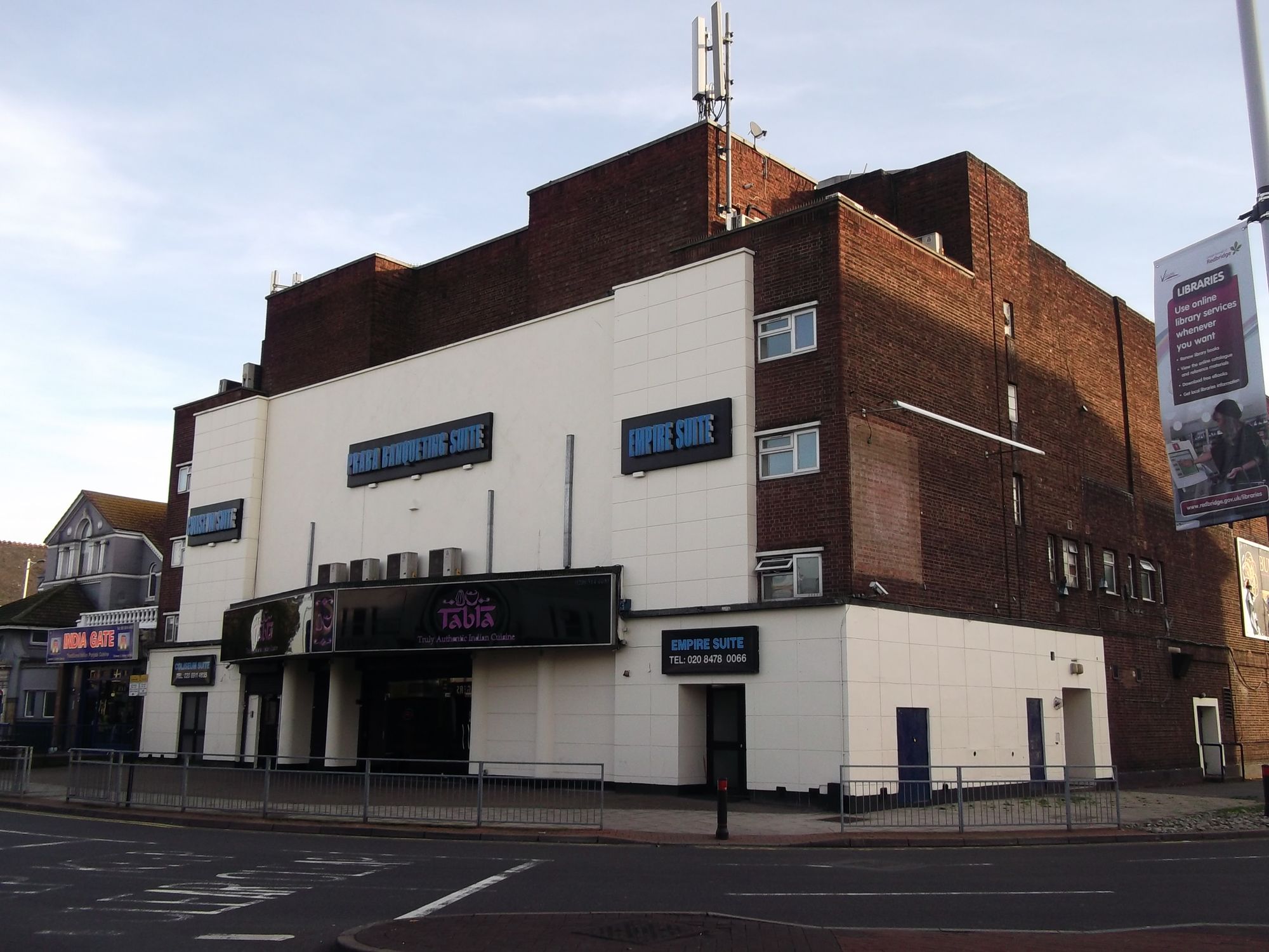 Overdraft - Ilford (1). (Pub, External). Published on 15-04-2015