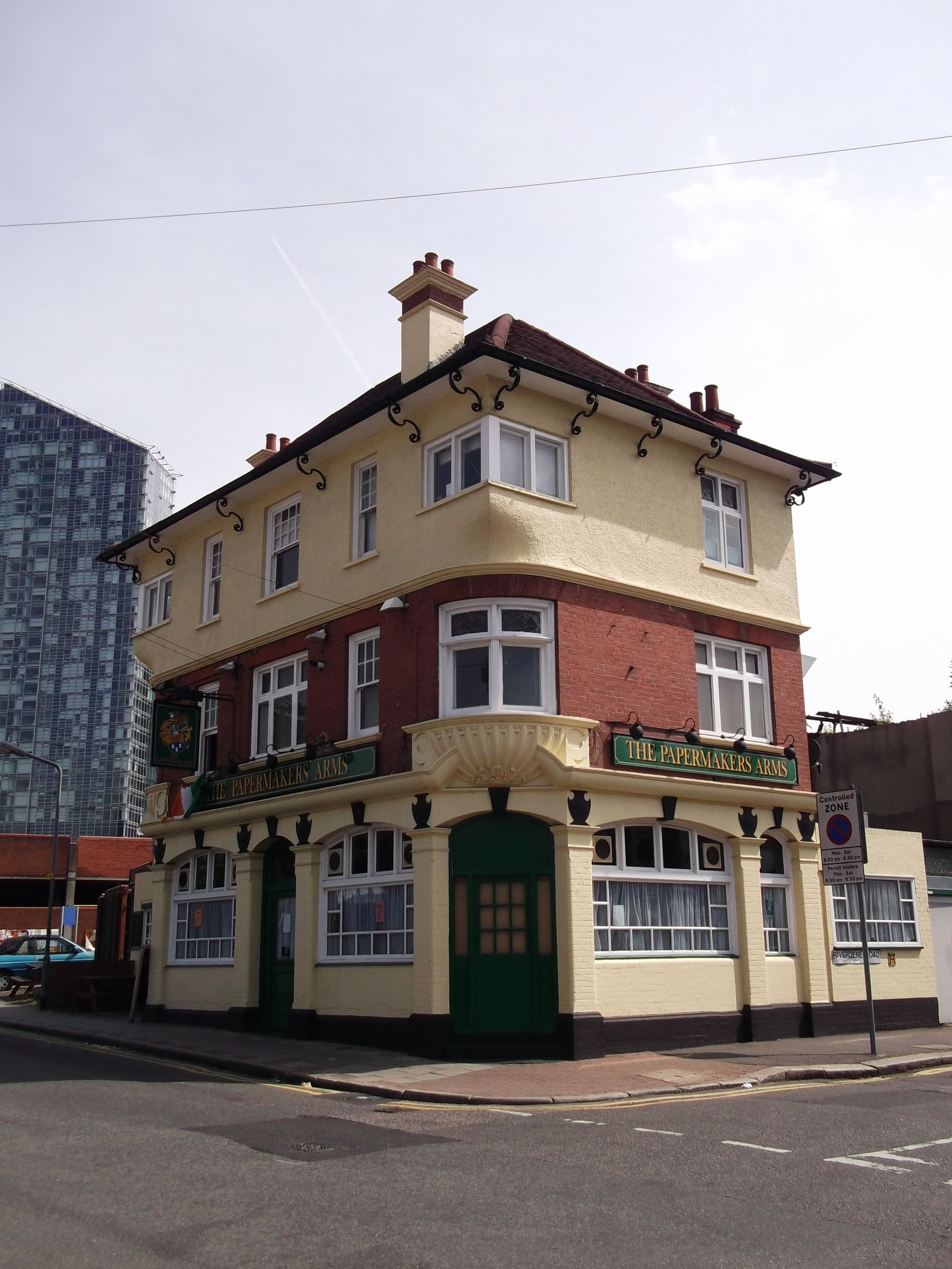 Papermakers - Ilford (1). (Pub, External). Published on 04-05-2014