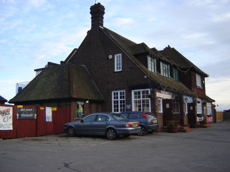 George & Dragon - Linford (2). (Pub, External). Published on 12-02-2015