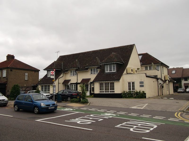 Hawbush - Little Heath (1). (Pub, External). Published on 17-11-2014