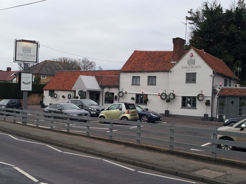 Crown - Pilgrims Hatch (1). (Pub, External). Published on 12-02-2015 