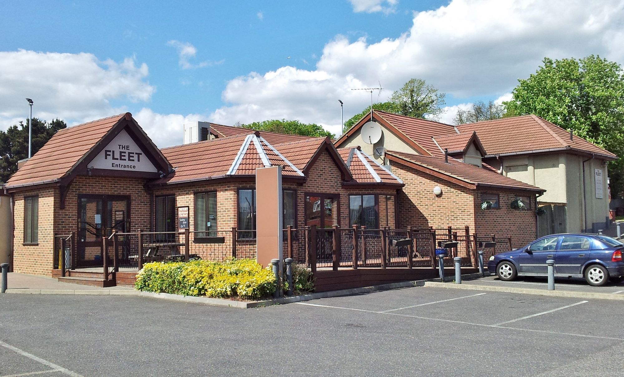 Fleet Bar - Purfleet (2). (Pub, External, Key). Published on 04-05-2015