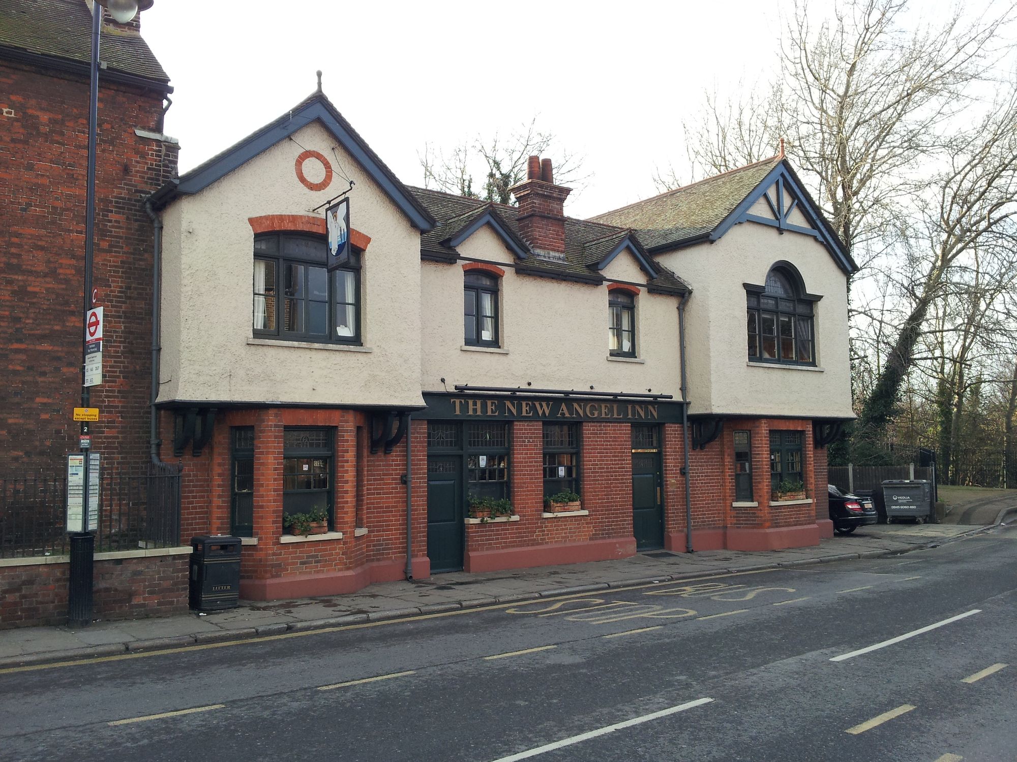 New Angel Inn - Rainham (1). (Pub, External). Published on 15-02-2015