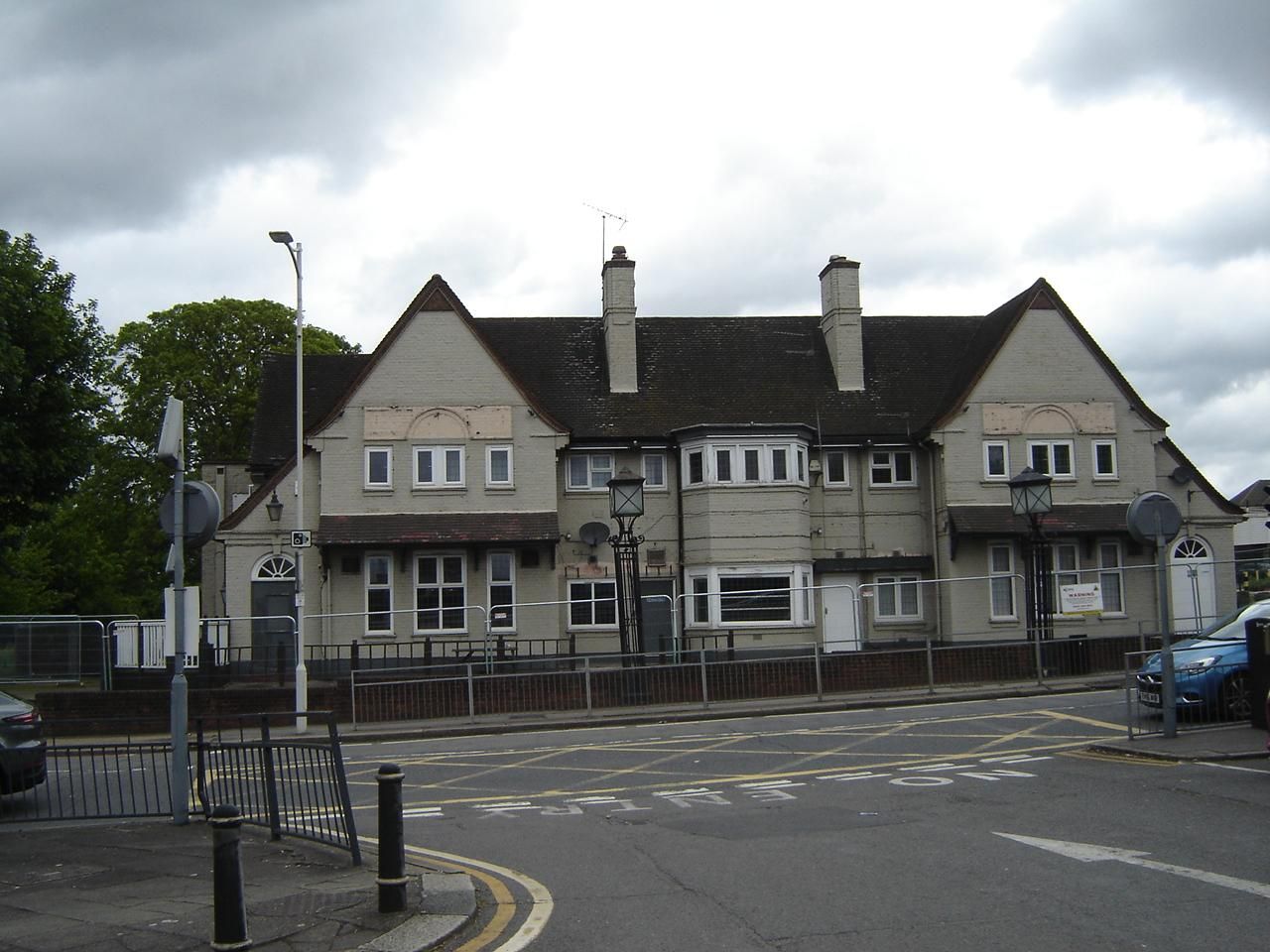 Red House - Redbridge (2). (Pub, External). Published on 26-05-2021