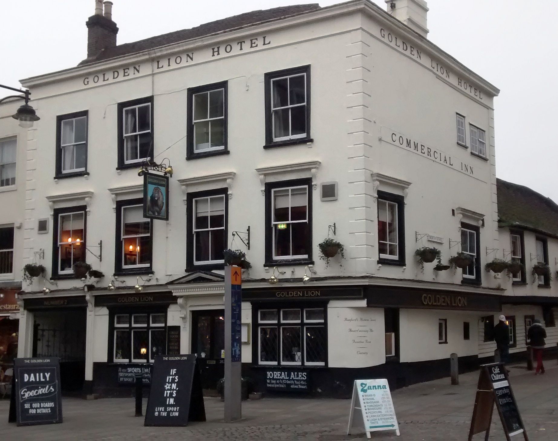 Golden Lion Tavern - Romford. (Pub, External). Published on 23-01-2014