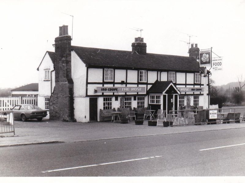 Rose - Shenfield (3). (Pub, External). Published on 25-05-2021 