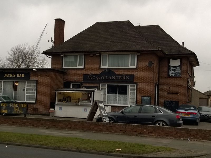 Jack O'Lantern - South Ockendon (1). (Pub, External). Published on 23-02-2015