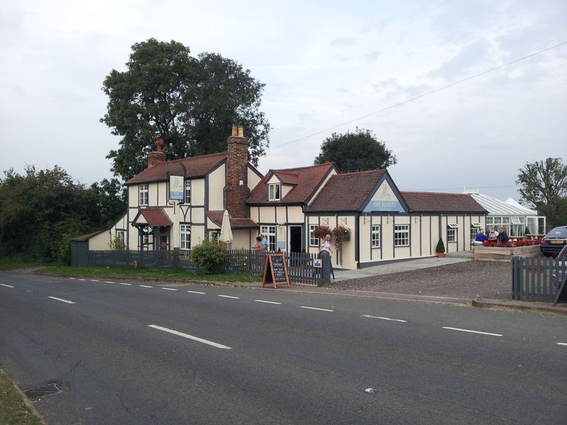 Rabbits - Stapleford Abbotts (1). (Pub, External). Published on 30-09-2014 