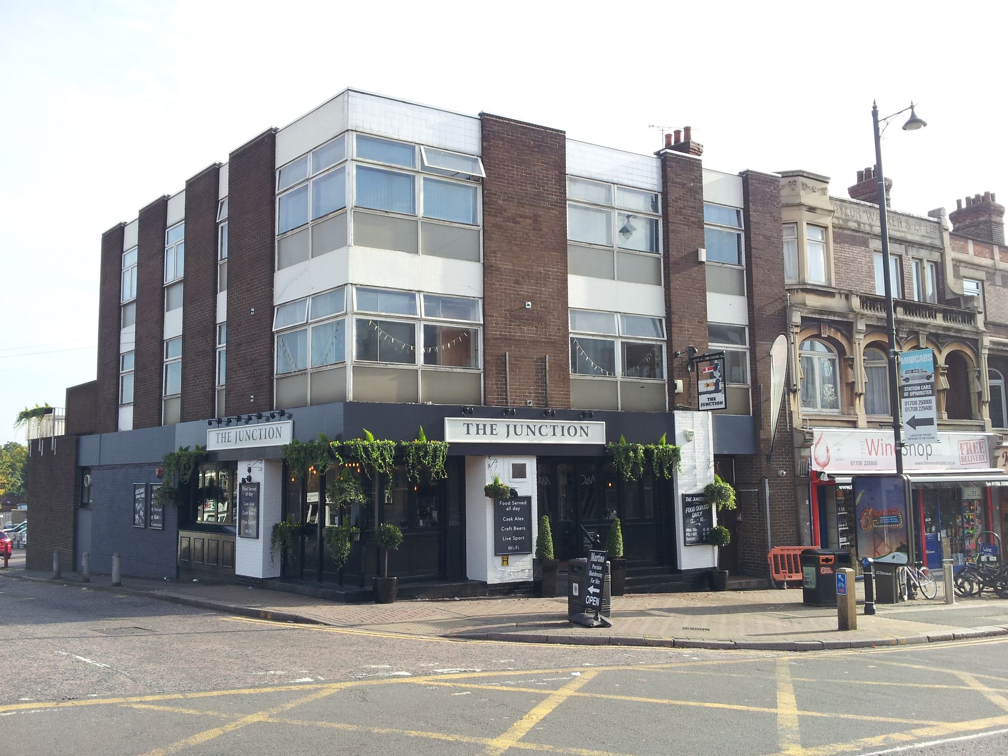 Junction - Upminster (3). (Pub, External, Key). Published on 30-10-2015